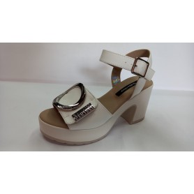 GianMarcoVenturi Sandali Donna in Saffiano Sintetico Con Accessorio - BIA (Bianco)